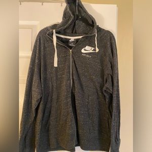 Nike full zip hoodie. Women’s 2x. Excellent used condition.